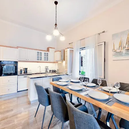 Luxury Azur Natura With Private Pool By Dadovillas Spartylas